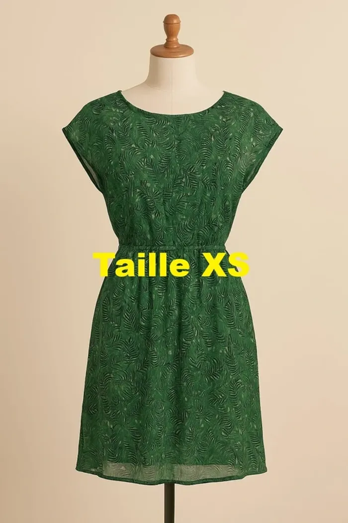Robe verte motif multicolore Compania Fantastica Taille XS