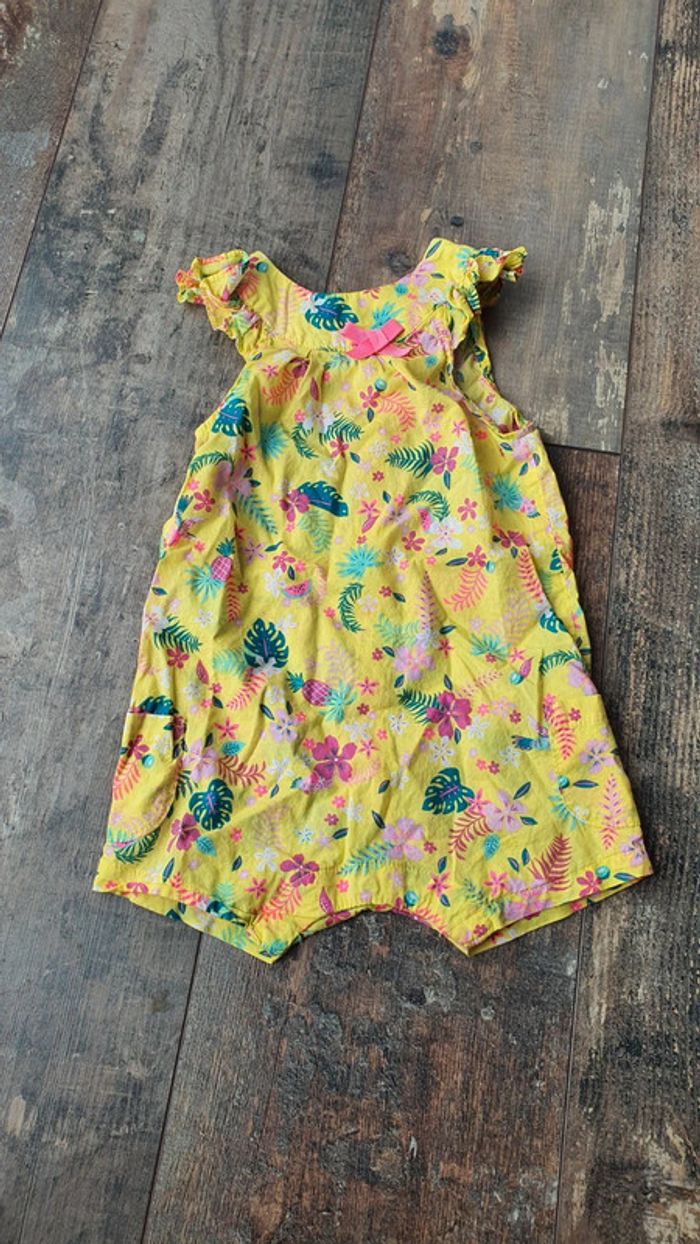 Combinaison Sergent major 9 mois en très bon état