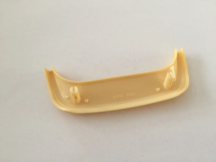 Capote haut de siège pièce détachée miniature jaguar type E 1961 1/18 burago #A39 - photo numéro 2