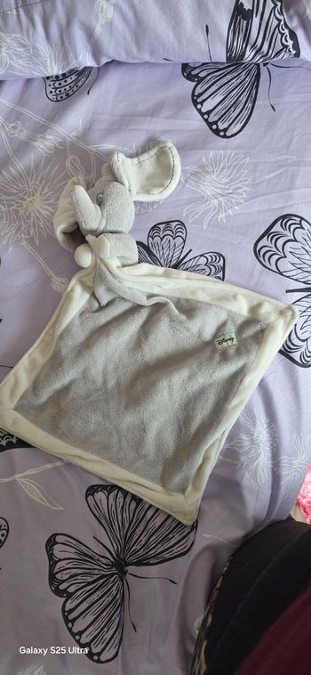 Doudou dumbo disney