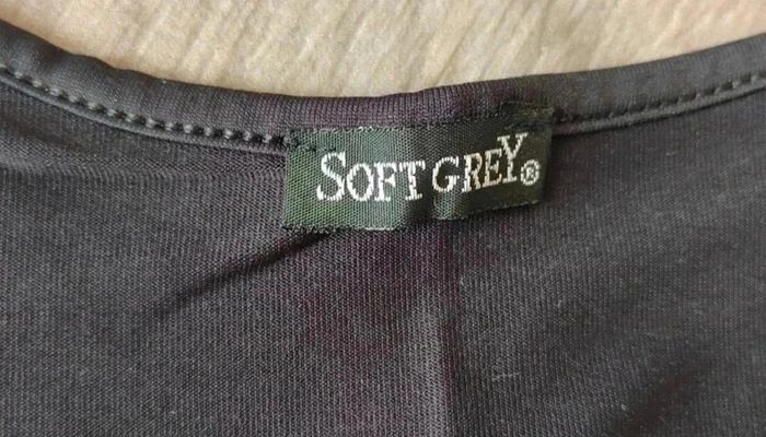 25 € Top y2k vintageMade in FranceTaille 34 / 36 - photo numéro 5