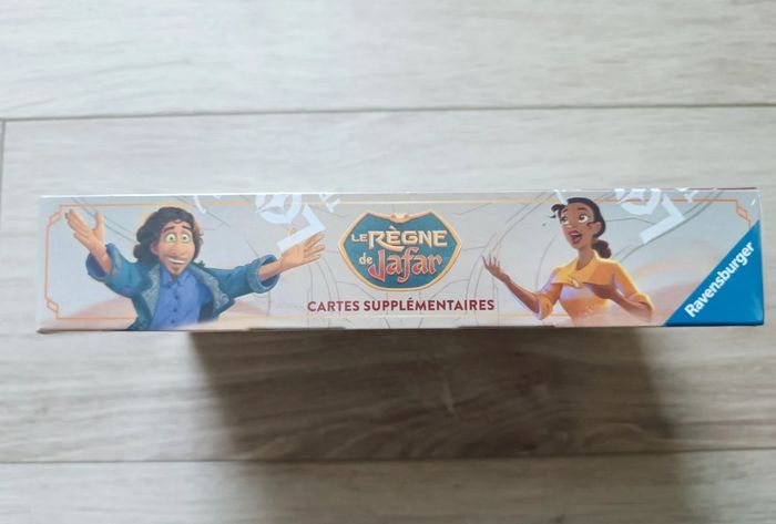 Disney lorcana displays S8 le retour de jafar - photo numéro 2