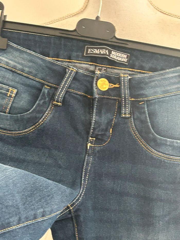 Jean taille basse évasé Esmara taille 38 - photo numéro 2