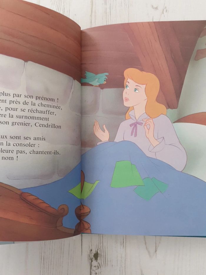 Livre Cendrillon Walt Disney - photo numéro 3
