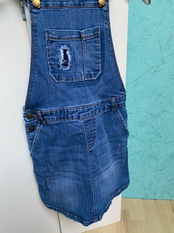 Jupe jeans à bretelles 