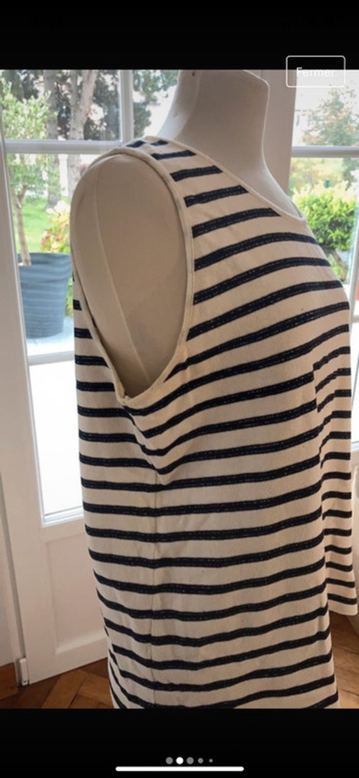 Joli débardeur taille 44, bleu blanc fils argentés taille 44/46 - photo numéro 3