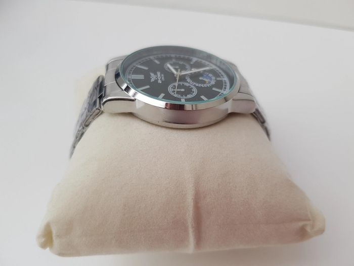 Montre Argentée Et Noire Homme - photo numéro 10