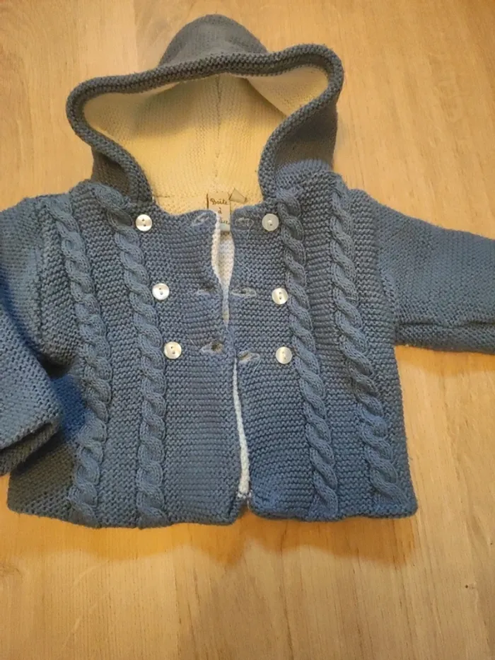 Gilet/veste 3 mois chaud en laine - photo numéro 2