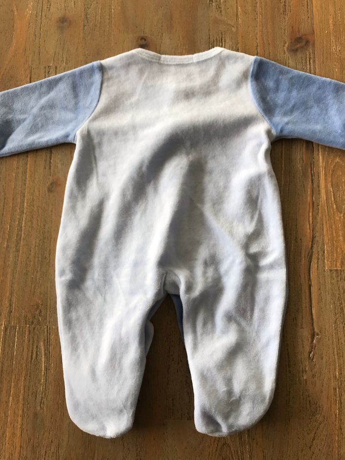 Pyjama 1 mois - photo numéro 3