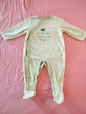 * Pyjama chaud vert pomme Le Roi des bisous c'est Maman T6M Grain de blé