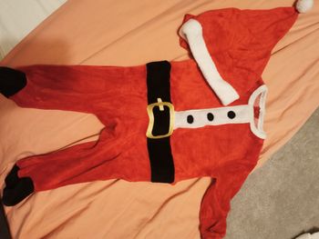 Pyjama Noël avec bonnet 9 mois kiabi
