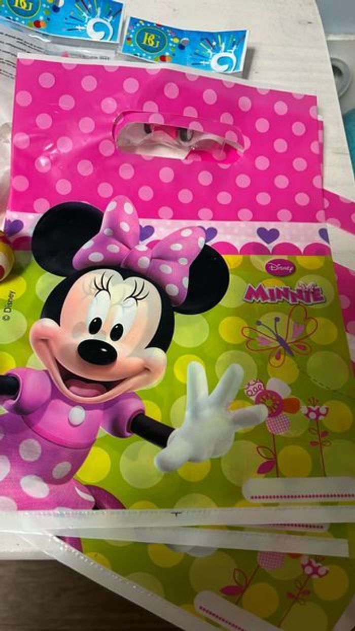 Lot gadgets anniversaires - photo numéro 7