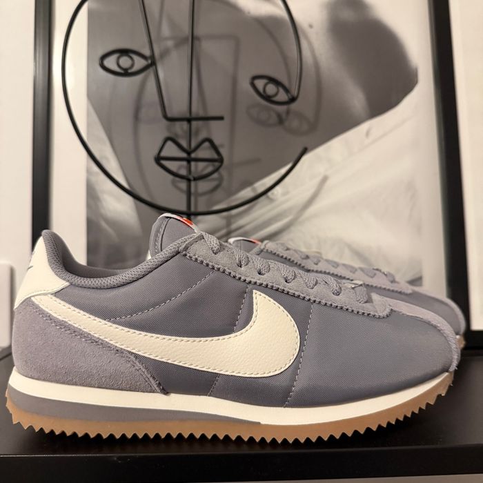 Basket Nike Cortez grise
