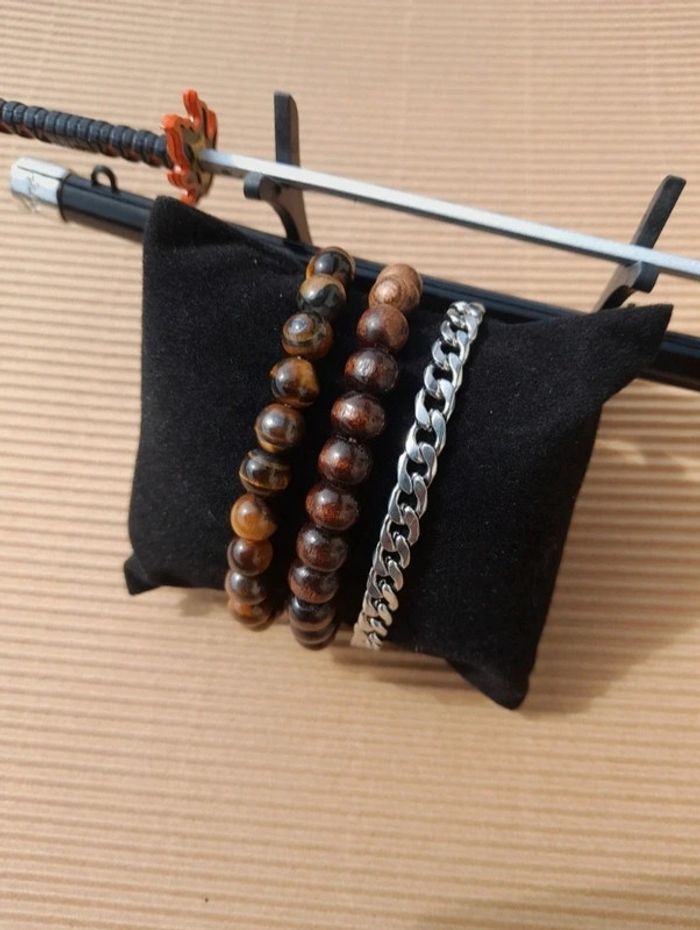 3 bracelets assortis
