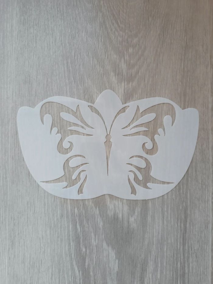 Masque pochoir enfant