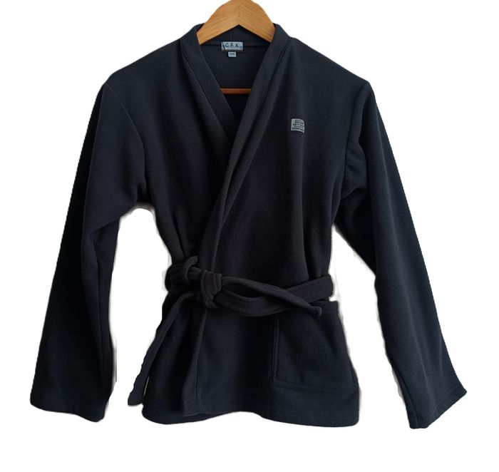 Veste polaire gris anthracite. Style Kimono. CFK. Country for Kids. Taille 12 ans