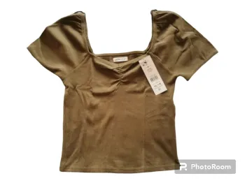 Tee-shirt cache cache neuf taille M