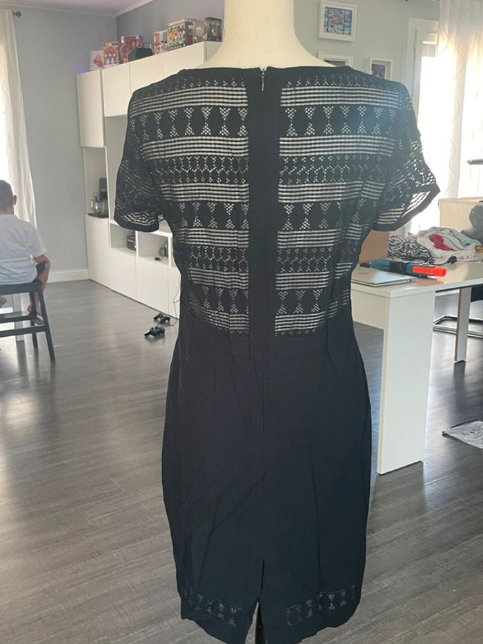 Robe noir chic taille 40 marque Bianca - photo numéro 2