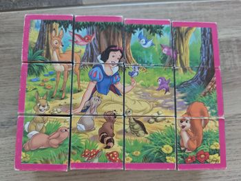 Puzzle cubes blanche neige Disney
