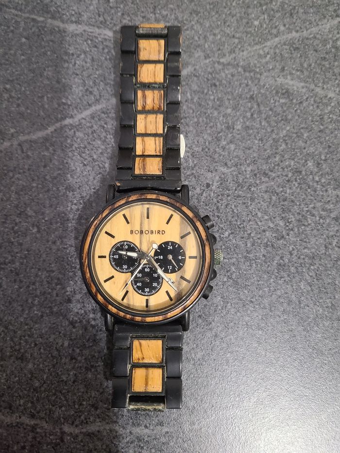 Vend montre homme - photo numéro 1