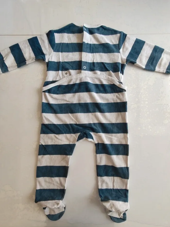Gros lot pyjama velours hiver chaud 18 mois - photo numéro 14