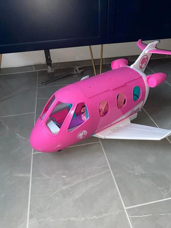 Avion Barbie