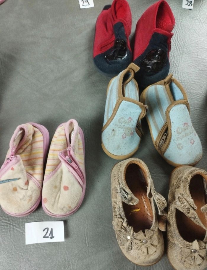 Lot complet de 15 paires – Chaussons et chaussures enfant – Pointures 18 à 31 - photo numéro 3