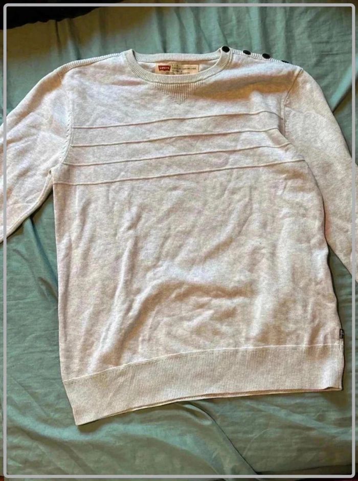 Très jolie pull taille 36 Levi's - photo numéro 4