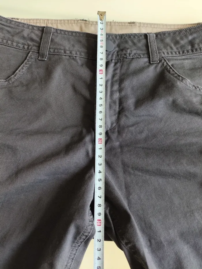 Short Quechua gris – Taille S/M, bon état. - photo numéro 11
