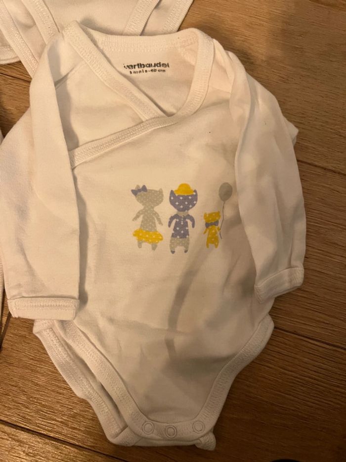 Vend lot de 7 bodies vertbaudet mixte garçon/ fille 3 mois bon état - photo numéro 3