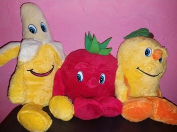Lot 3 peluche fruits et légumes lidl