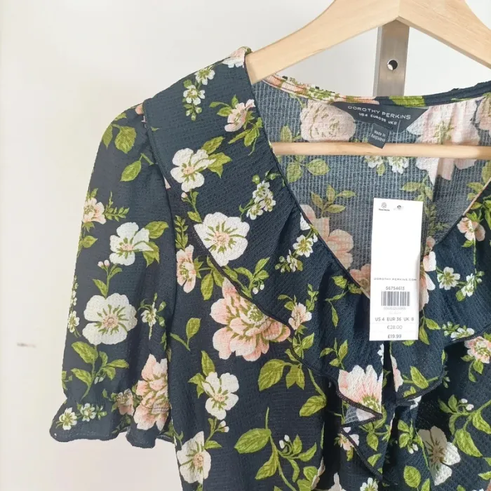Blouse fleurie Dorothy Perkins noire fleurie taille 36 col volanté neuve A526 - photo numéro 3