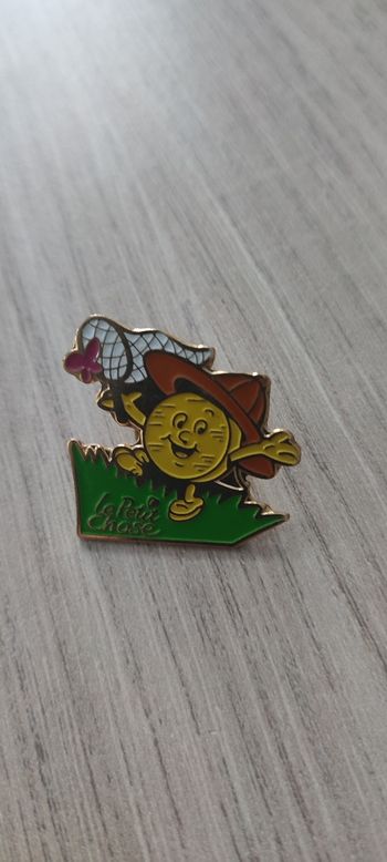 Pin's Le petit chose