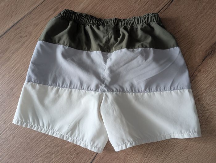 Short Lacoste 6 ans - photo numéro 5