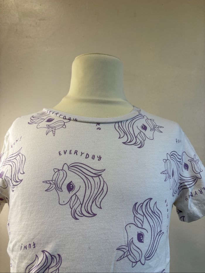 T-shirt fille taille 110/116 - photo numéro 2