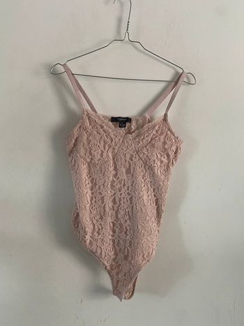 Body dentelle