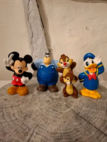 Jouets de bain personnages Disney