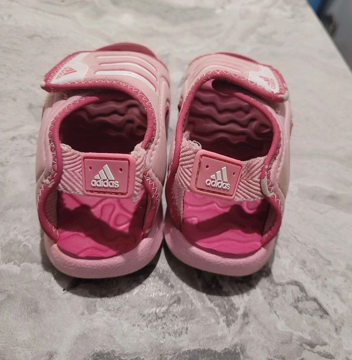 Sandals adidas taille 21 - photo numéro 2