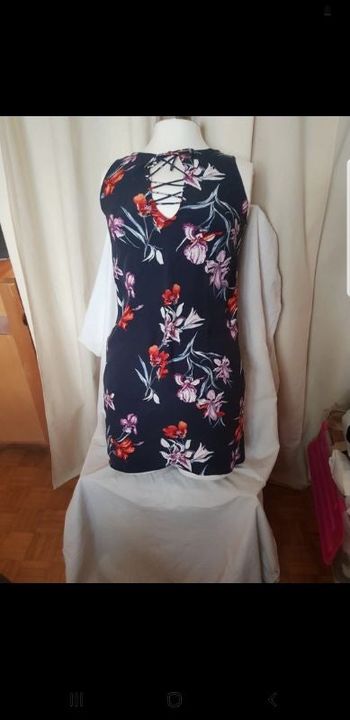 Superbe blouse sans manches