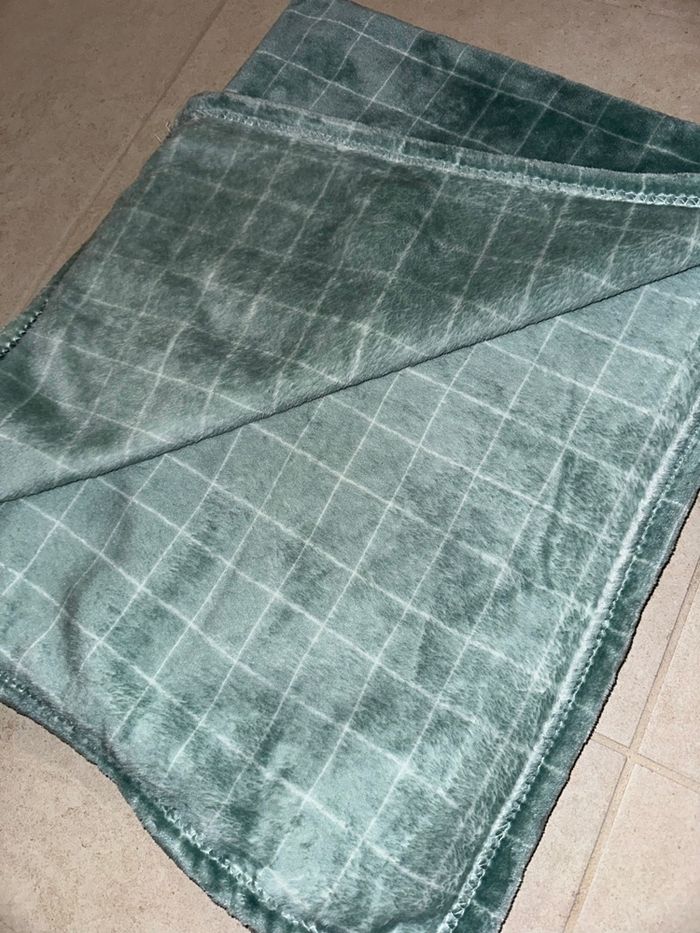 Couverture microdoux imprimée carreaux 75x100 cm Carreaux - Plaid bébé / enfant - photo numéro 2