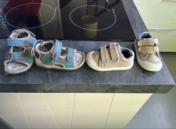 Chaussures taille 20