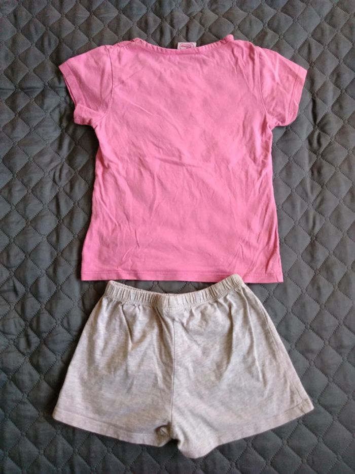 Pyjama Disney. Taille 4/5 ans - photo numéro 2