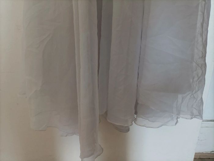 Superbe Caftan blanc orné de pierres scintillantes – Taille S - photo numéro 5