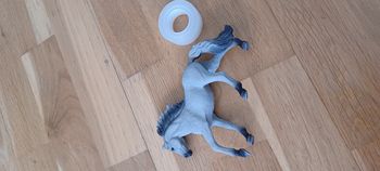 Figurine cheval neuve