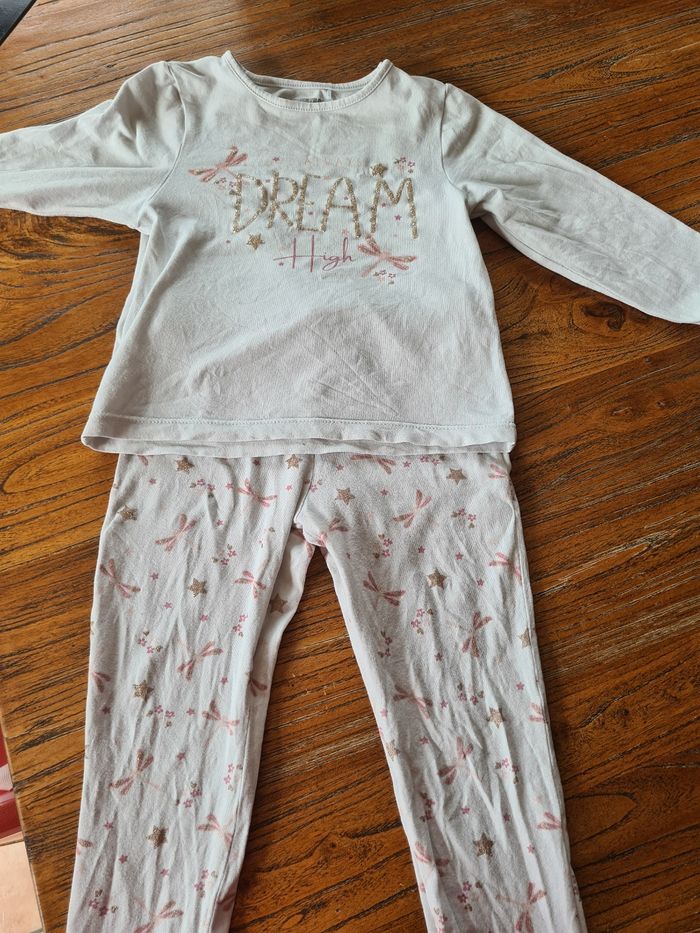 Lot pyjama 3 ans - photo numéro 7