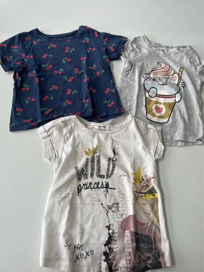 Lot de 3 tshirts fille taille 6 ans