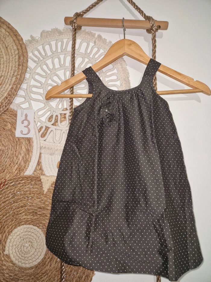 Lot de vêtements 👧 - photo numéro 3