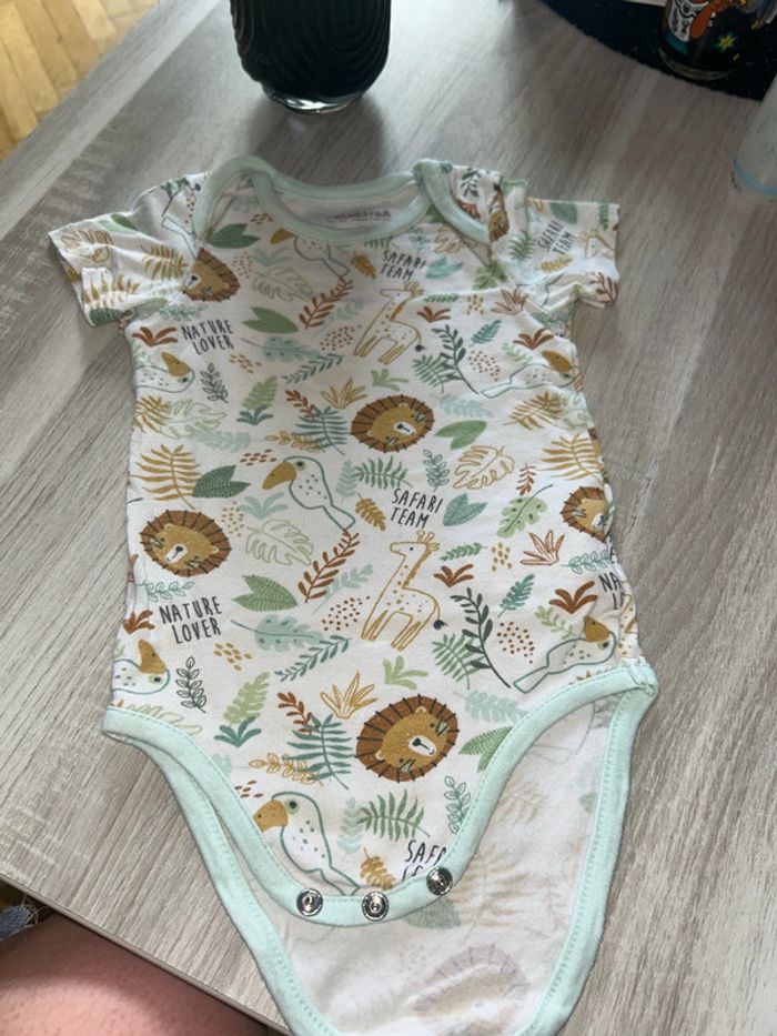 Lot de 2 body bébé - photo numéro 2