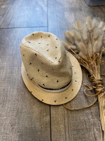 Chapeau t46 bébé beige bleu obaibi