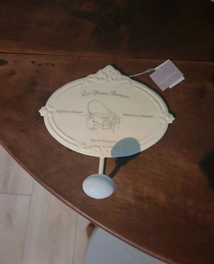 Accroche torchons de salle de bain neuf